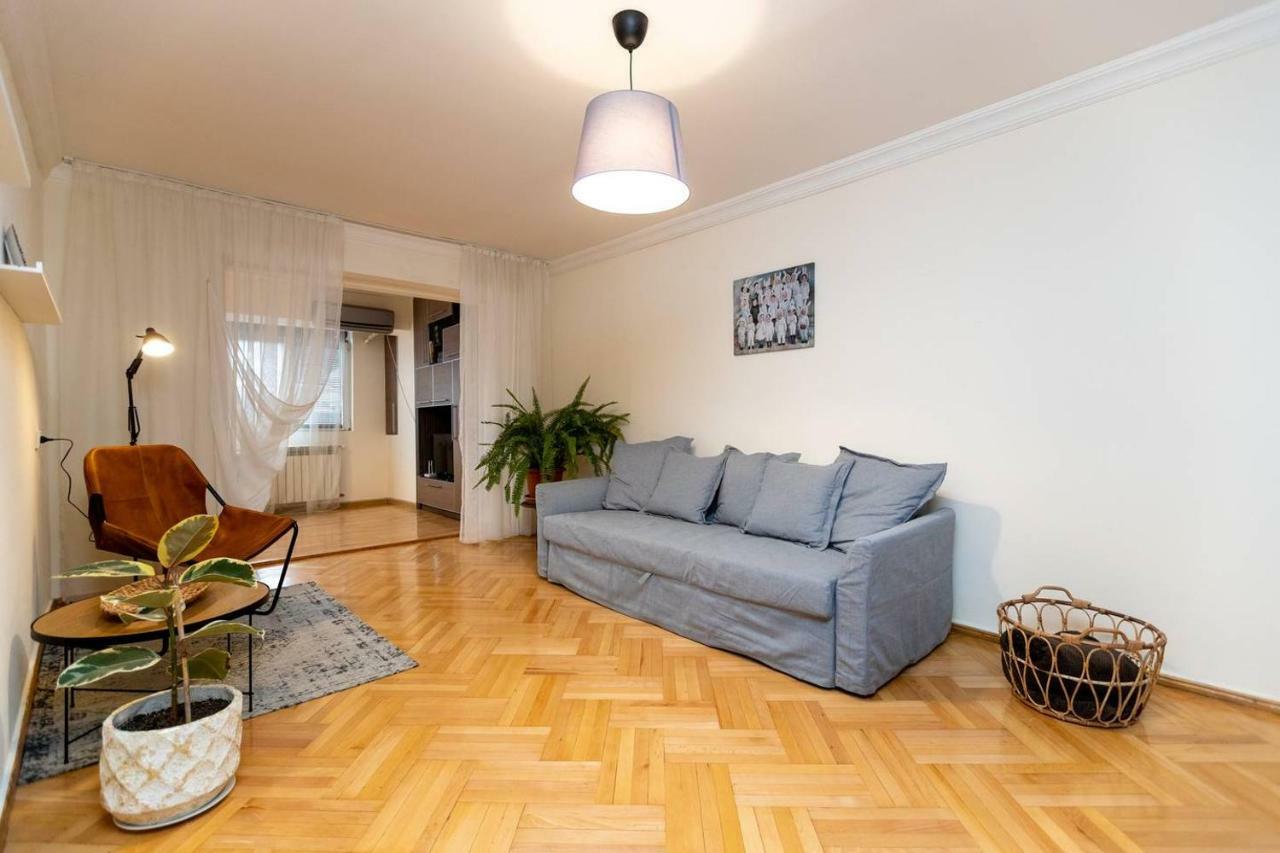Wehost Cosy Apartment Tbilisi ภายนอก รูปภาพ